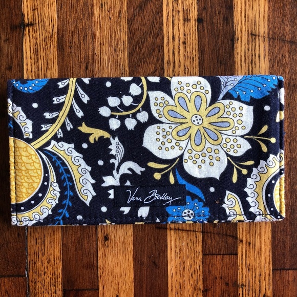 Vera Bradley Handbags - Vera Bradley Checkbook Cover